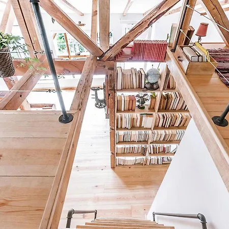 Balcony To Garden W Ac - Vintage Library 아파트 리스본